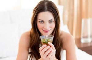 Atkuyruğu: Sağlığınızı ve Görünümünüzü İyileştiren Bitki