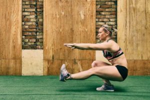 Sandalye Yardımıyla Pistol Squat Nasıl Yapılır?