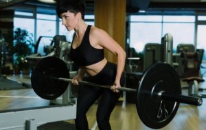 Barbell Row: Eğilerek Halter Kaldırma Hareketi