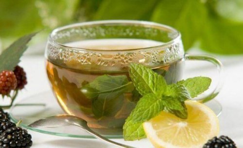 bir bardak nane çayı