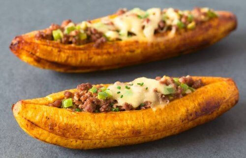 etli plantain kayığı
