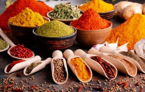 geleneksel baharat ve çeşni çeşitleri