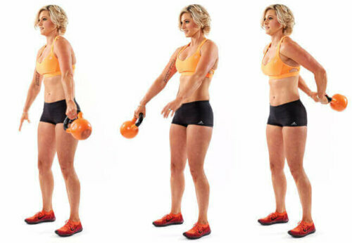 kettle ile dairesel hareket yapan kadın