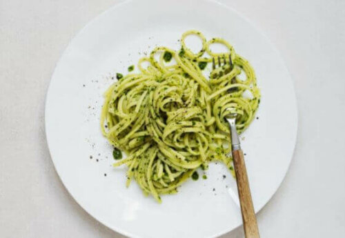 pesto soslu makarna