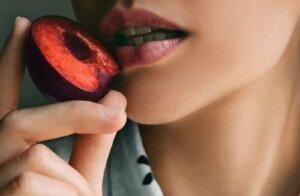 Lezzetli Frenk Eriği Püresi Nasıl Yapılır?