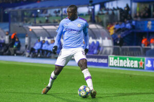 Hangi Manchester Stadyumunu Ziyaret Etmeli?