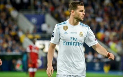 İspanya profesyonel futbol ligindeki ünlü bir futbolcu