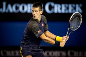 Tenis Oynarken Backhand Nasıl Kullanılır?