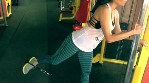 Kablo-ile-esek-tekmesi