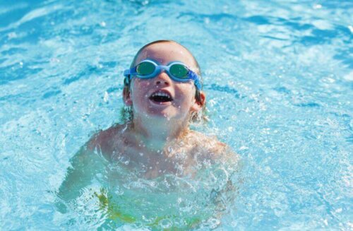 Yüzme havuzu, çocuklar için de harikulade