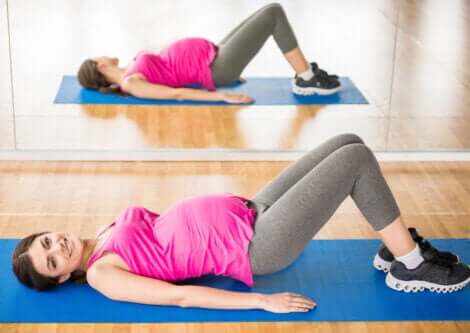 hamile-antrenman yapan kadın