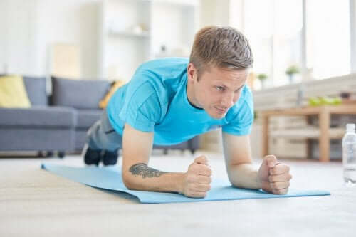 plank egzersizi