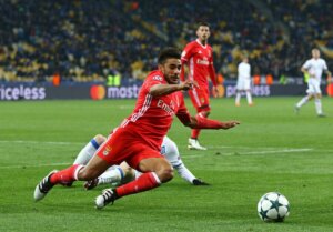Benfica ve Porto: İki Futbol Yıldızı Nasıl Doğdu