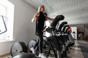 İnce Bir Bel için En İyi 5 Spor Salonu Ekipmanı