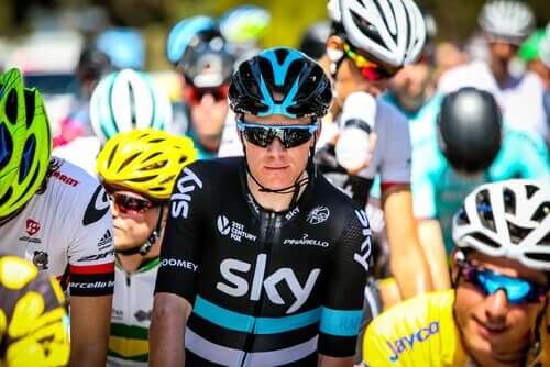 bisikletçi chris froome poz veriyor