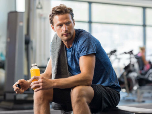 iyi bir spor performansı için dinlenen sporcu