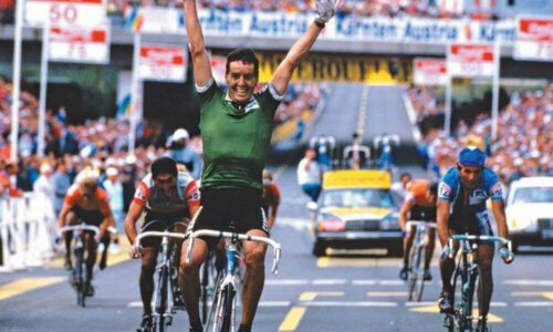 Üçlü Taç kazananı Stephen Roche.