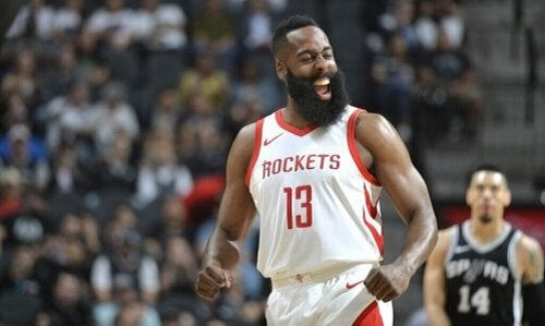 Houston rockets takımından james harden