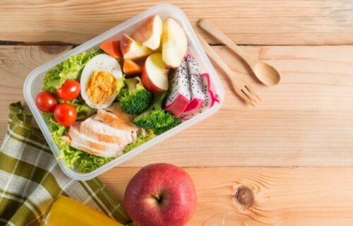 Sağlıklı bir salata.