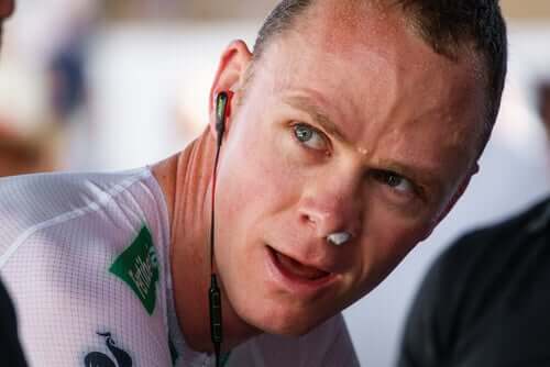 Chris Froome antrenman yaparken.
