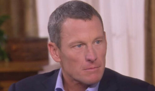 Lance Armstrong'un bir röportaj sırasında çekilmiş bir fotoğrafı.